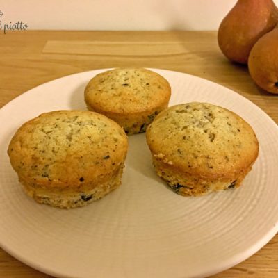 Muffin cioccolato e pere con soli albumi