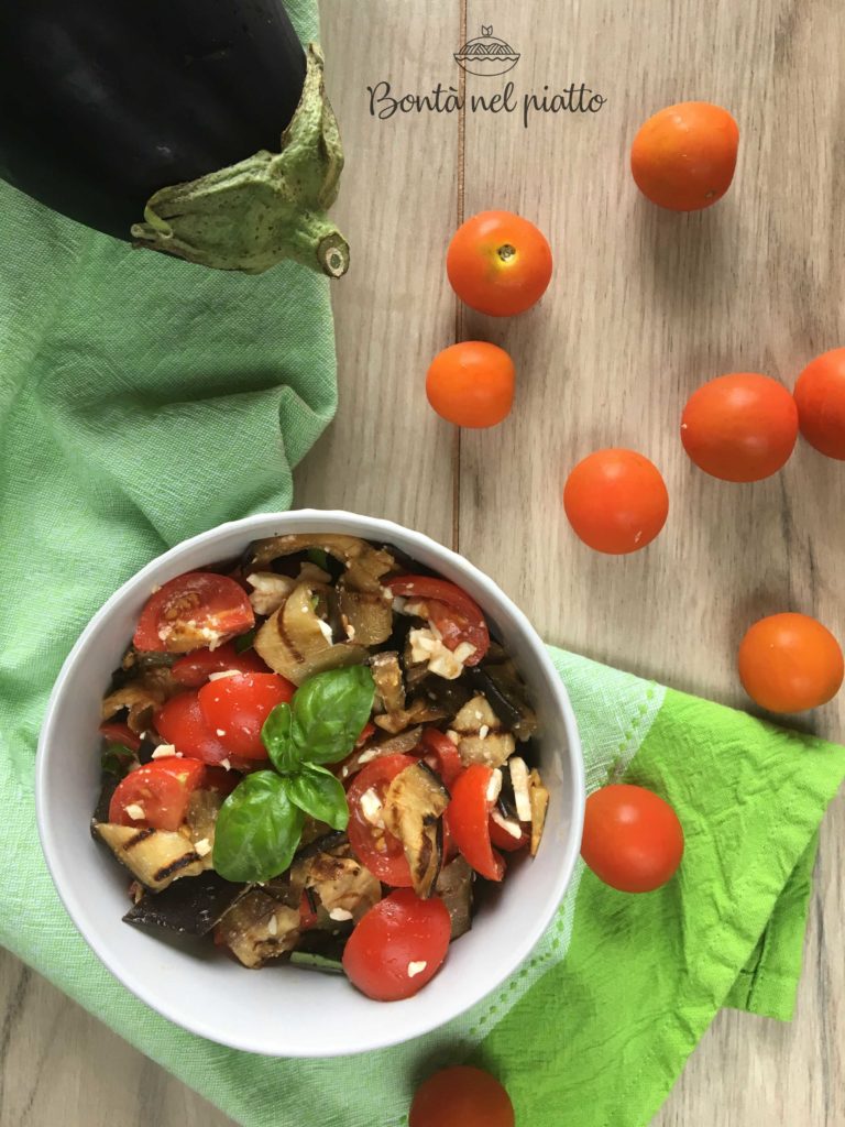 Melanzane con feta e pomodorini